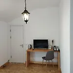 Middlehouse Guest house Brasov