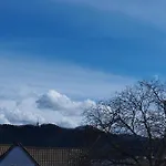 Middlehouse Braszów