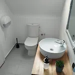 Middlehouse Guest house 3*