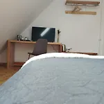 Middlehouse Pensjonat Braszów