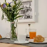 Guest house Middlehouse