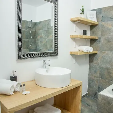 Pensión Middlehouse 3*