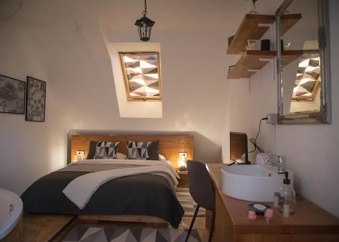 Guest house Middlehouse 3*